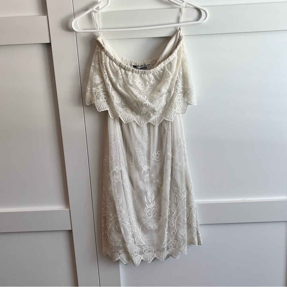 Express floral/lace/bridal dress strapless